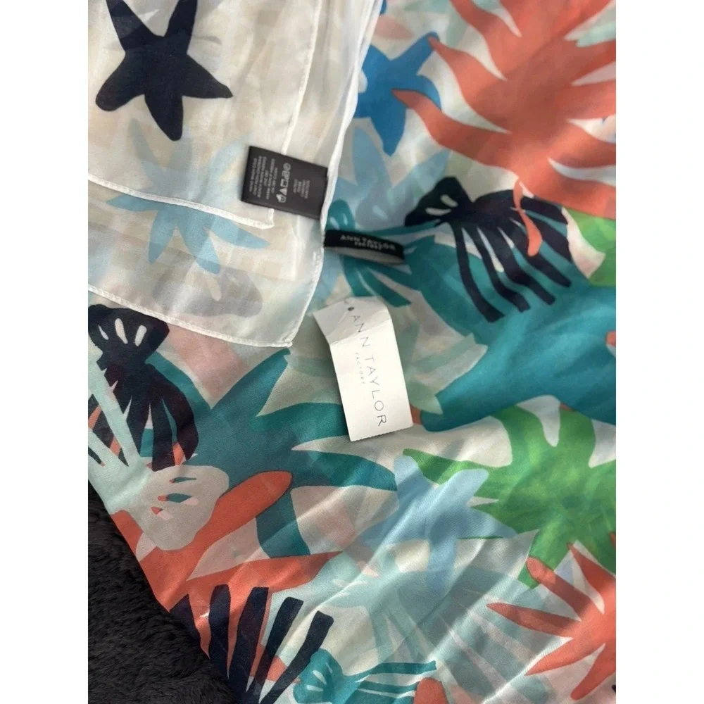 Ann Taylor Factory Scarf Womens Size 68L x 38W White Multicolor Floral Rayon NWT